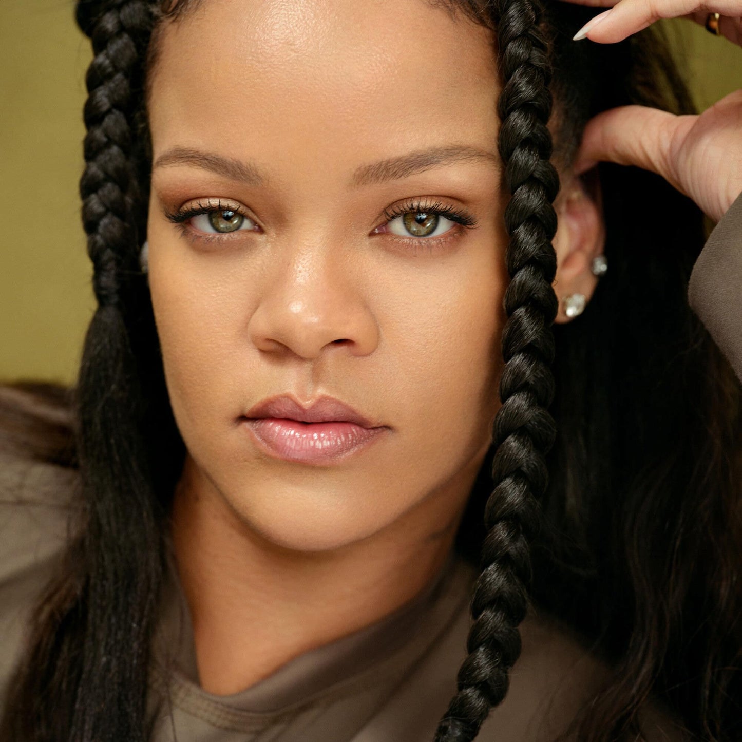 Fenty Beauty by Rihanna Eaze Drop Stick Blur + Smooth Tint Stick Foundation 7