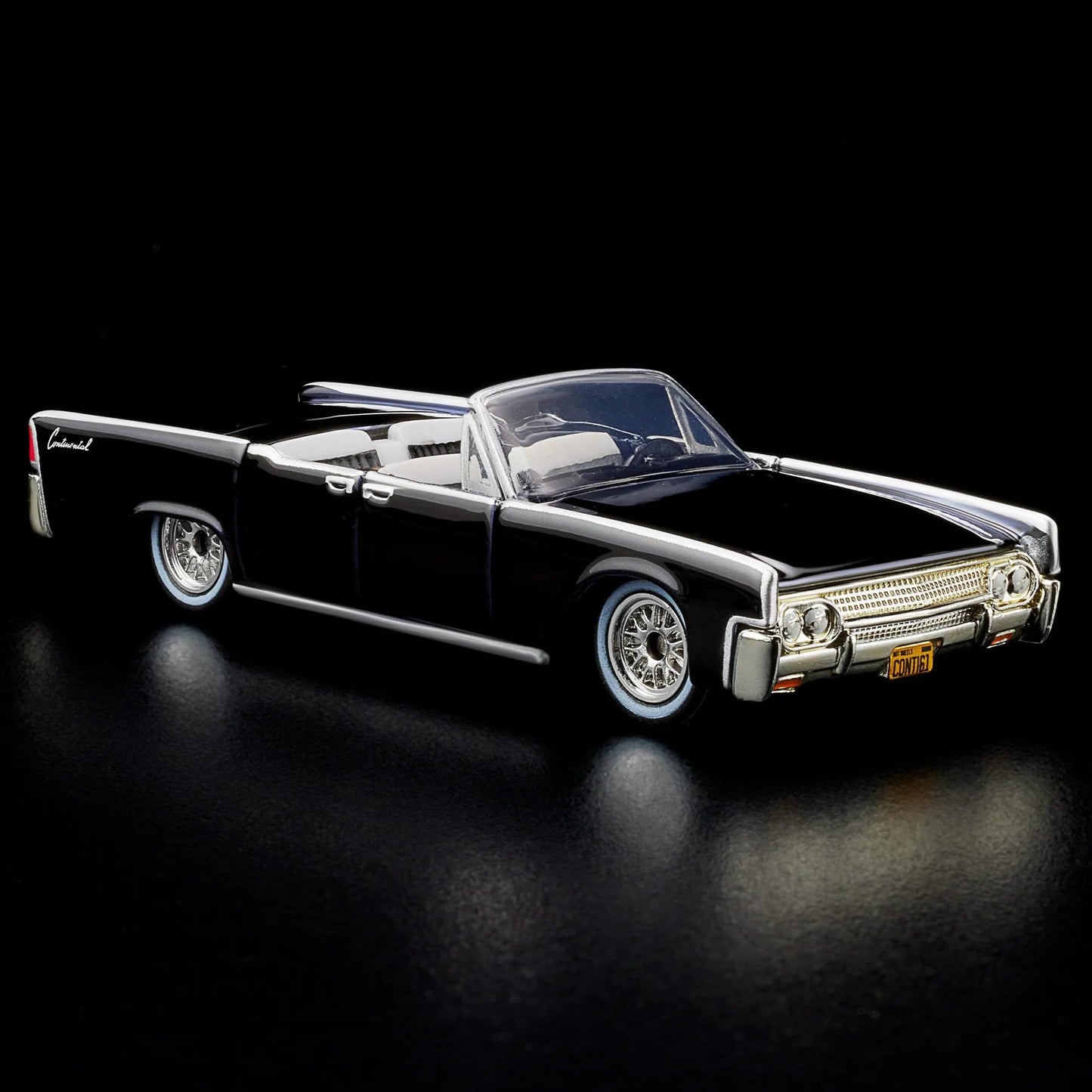 Hot Wheels ’61 Lincoln Continental Collectors RLC Exclusive