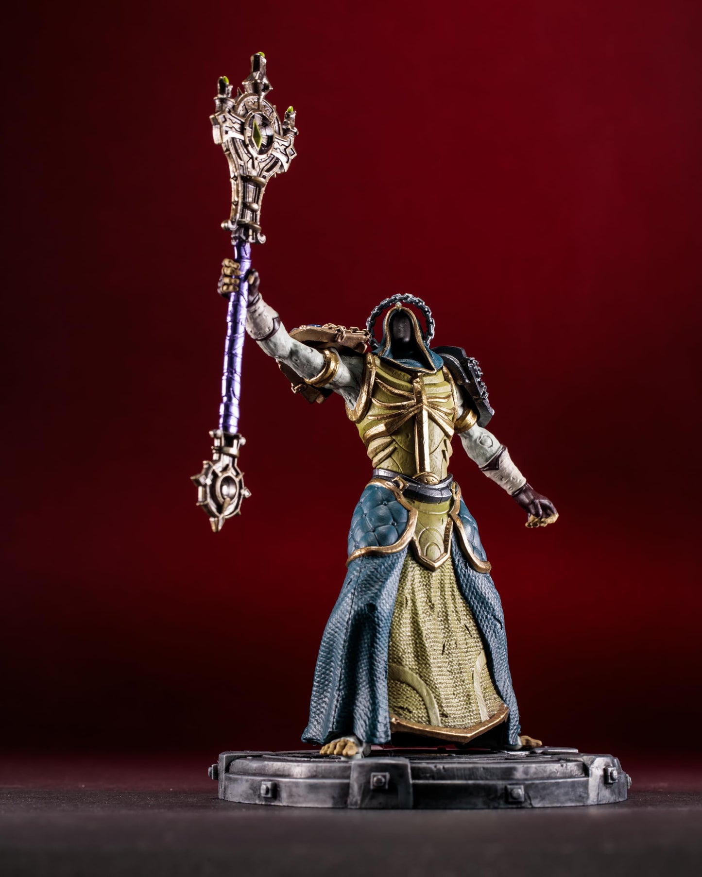 McFarlane Toys - World of Warcraft Undead: Priest/Warlock (Common) 1:12 Scale Posed Figure