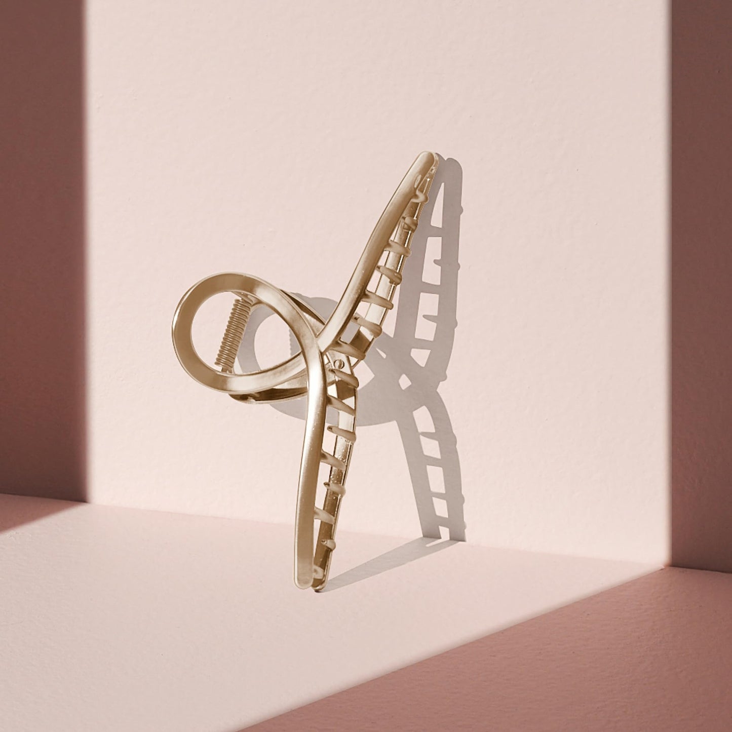 The Hair Edit French Twist Claw Clip - Chic Hair Clip for Women, Elegant Gold Metal Hair Clip, Ideal Gift For Women, Chic Up Dos and Half Up Styles