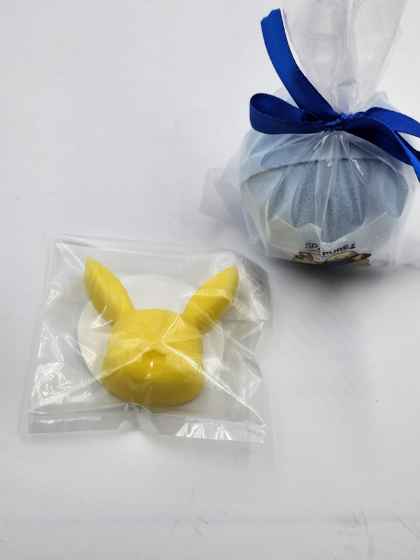 Poke-Bomb Bath Fizzy Surprise: Poke-Bomb with Toy Inside XL Bath Bomb, Great for Bubble Baths (1 Count)