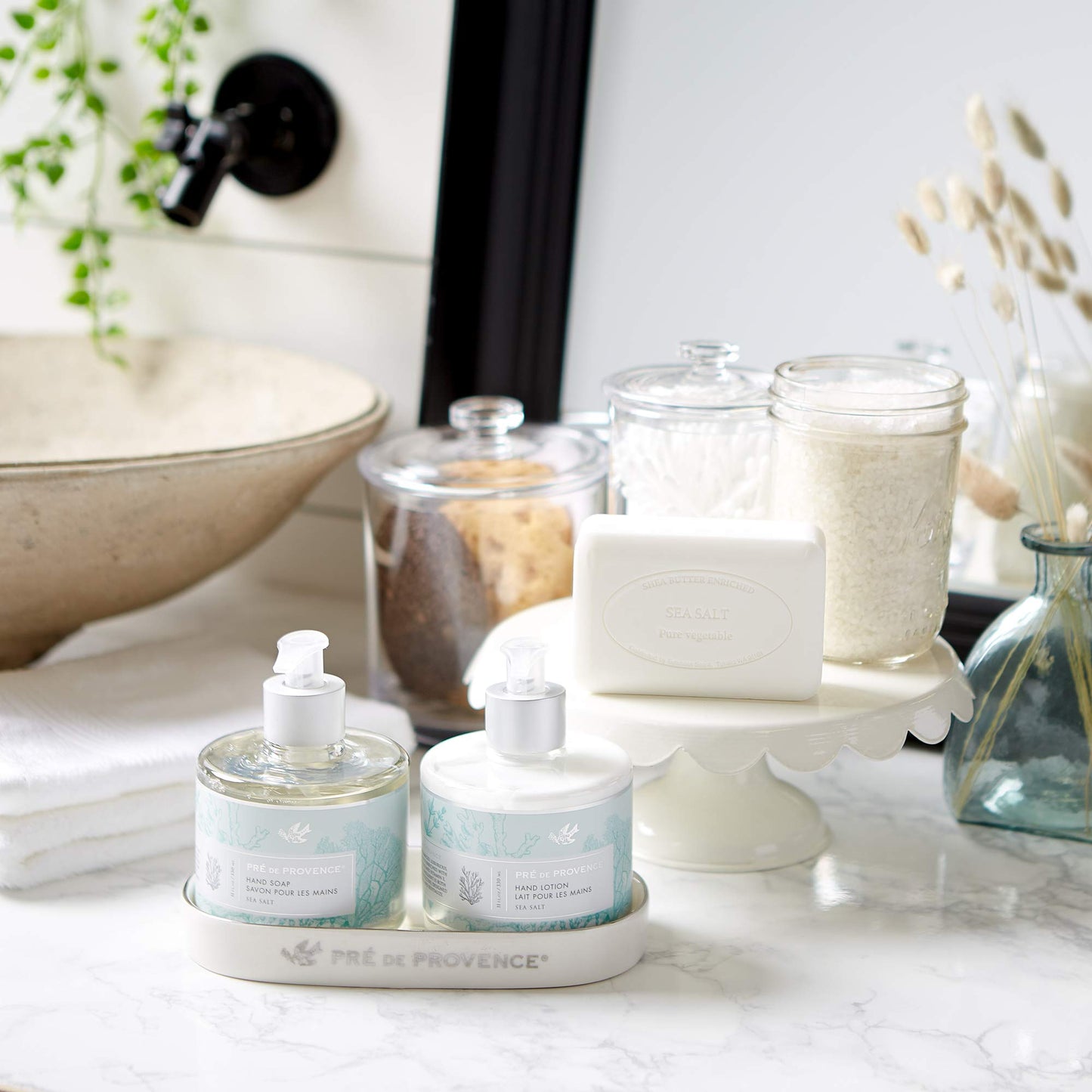 Pre de Provence Collection Liquid Hand Soap, Sooths & Softens while Cleansing, Enriched with Shea Butter, Vitamin E & Glycerin, Soft & Soothing, 11 fl
