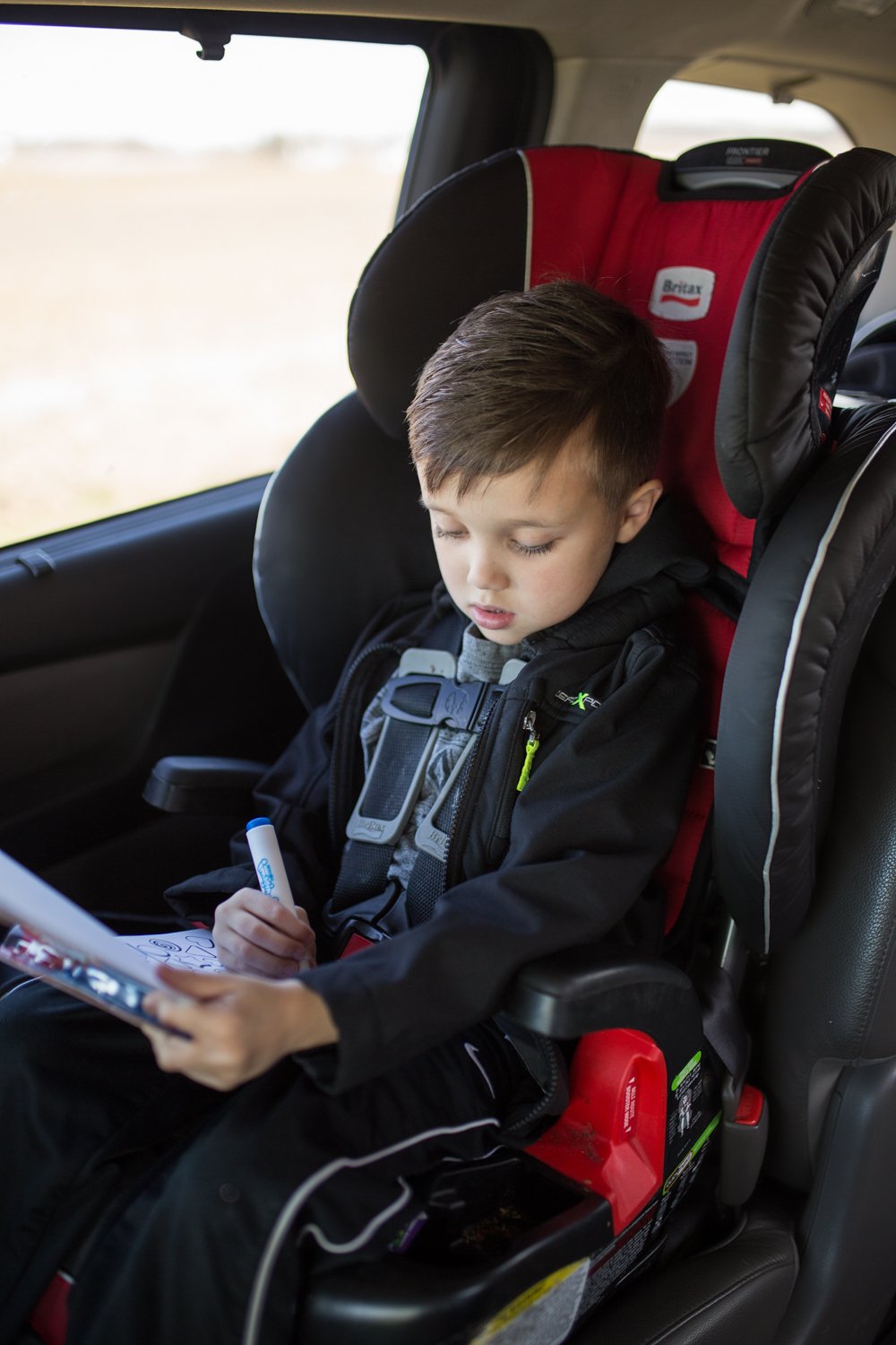 Bendon Baby Shark 16-Page Imagine Ink Coloring Book with Mess Free Marker 47220