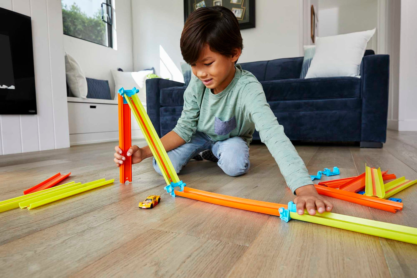 Hot Wheels Track Builder Fold Up Track Pack Assorted