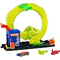 Hot Wheels Toy Car Track Set, Snake Gas Station Playset with 1:64 Scale Die-Cast Vehicle, 2 Ways to Play, Corkscrew Loop & Speed Snap Track