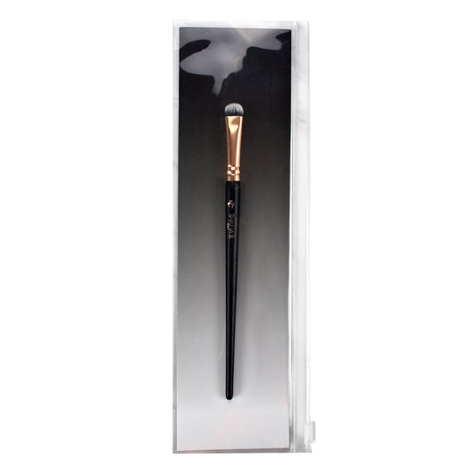 Shaina B. Miami Eyeshadow Smudge Brush for Eye Makeup - Rounded Dense Eye Shadow Brush with Soft Synthetic Bristles for Blending Cream, Powder