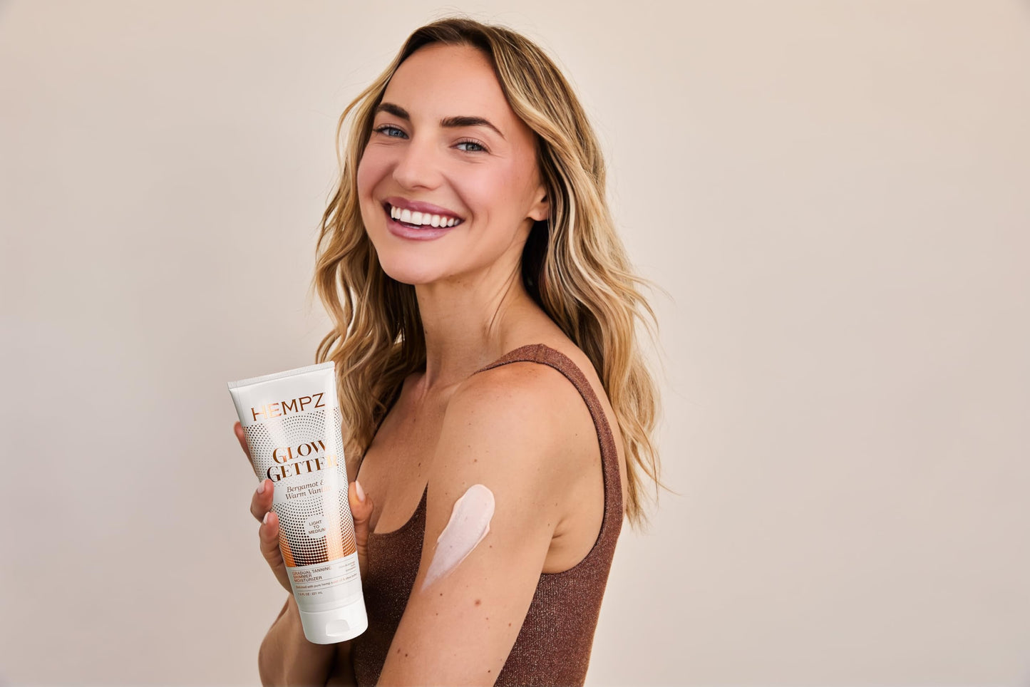 Hempz Glow Getter Gradual Self-Tanning Light to Medium 7.5 oz.