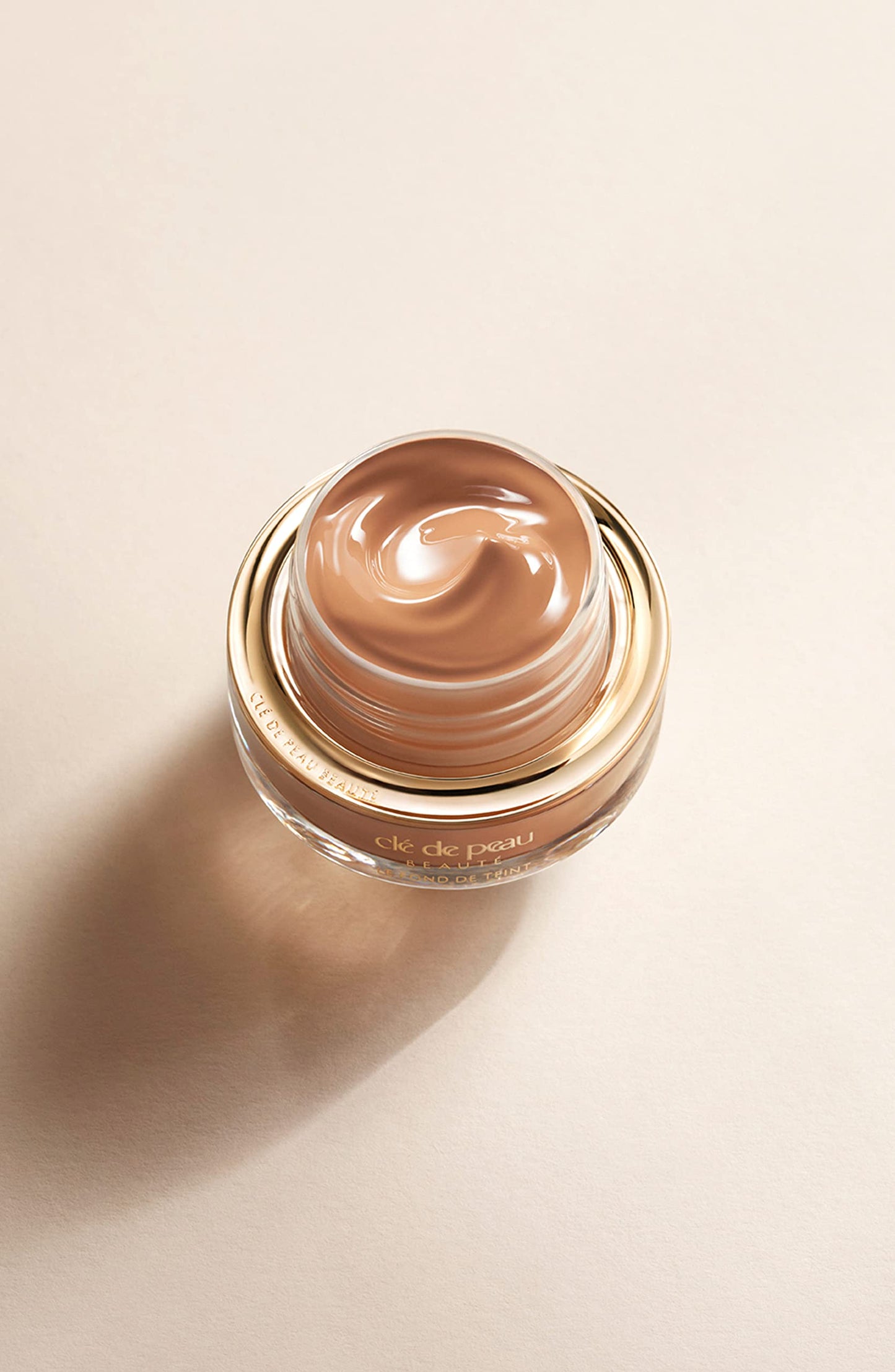 Clé De Peau Beauté, The Foundation SPF 22, 1 Fl Oz, O60 Deep Tan Ocher