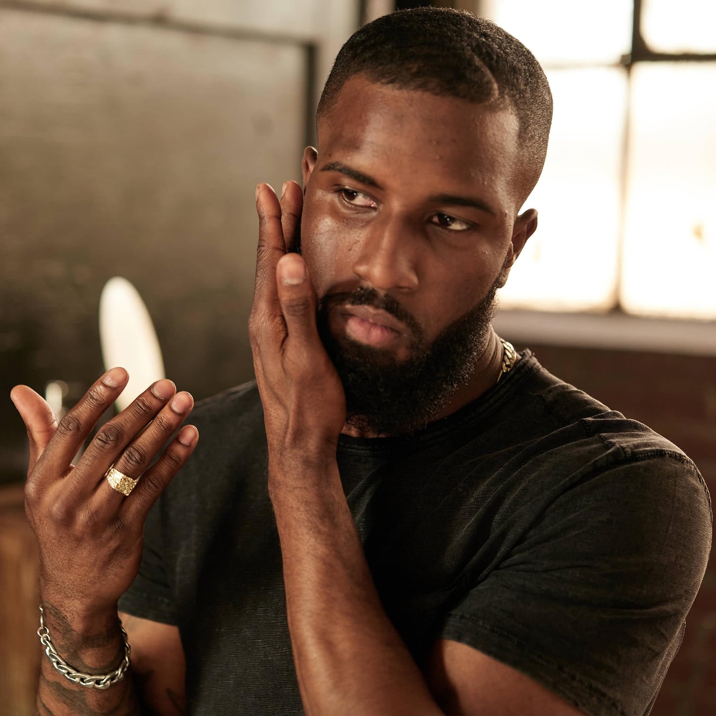 American Crew Beard Conditioner Serum, Conditioning Oil Blend for a Soft, Shiny & Smooth Beard, Stocking Stuffer for Him, 1.7 Fl Oz