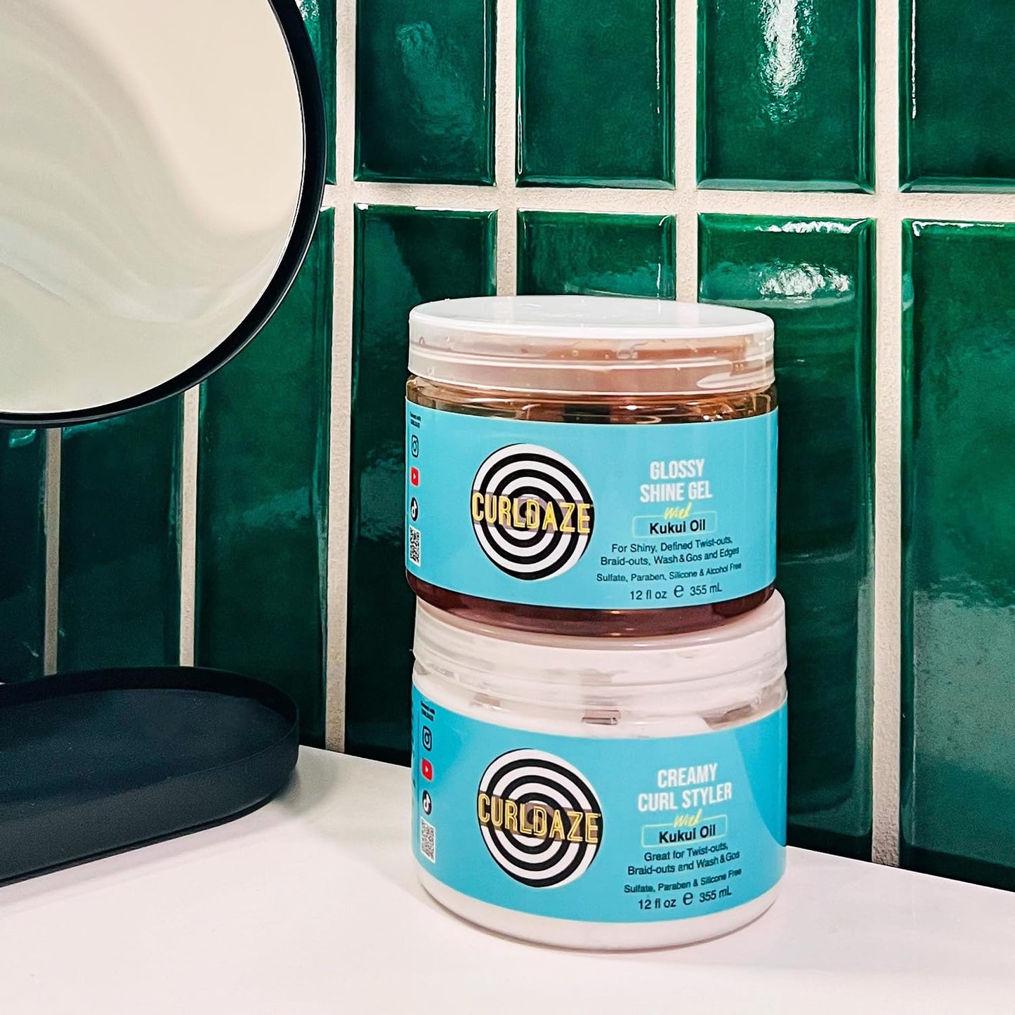 Curldaze Glossy Shine Gel with Kukui Oil, Vitamins A, C, & E, Defines Curls in Twist-Outs, Braid-Outs, Wash & Gos, Controls Frizz & Edges, Shines