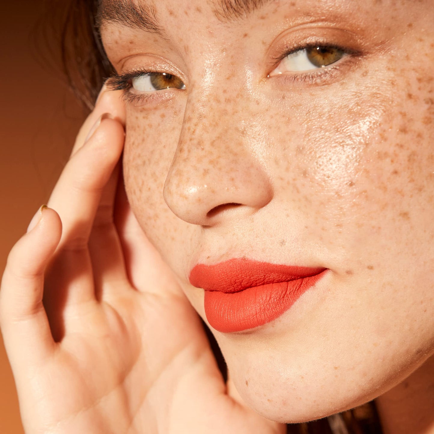 Live Tinted Huelip Liquid Lip Crème - Weightless, Long-Lasting Liquid Lip with Hyaluronic Acid and Jojoba Oil For a Soft, Comfortable, Moisturized