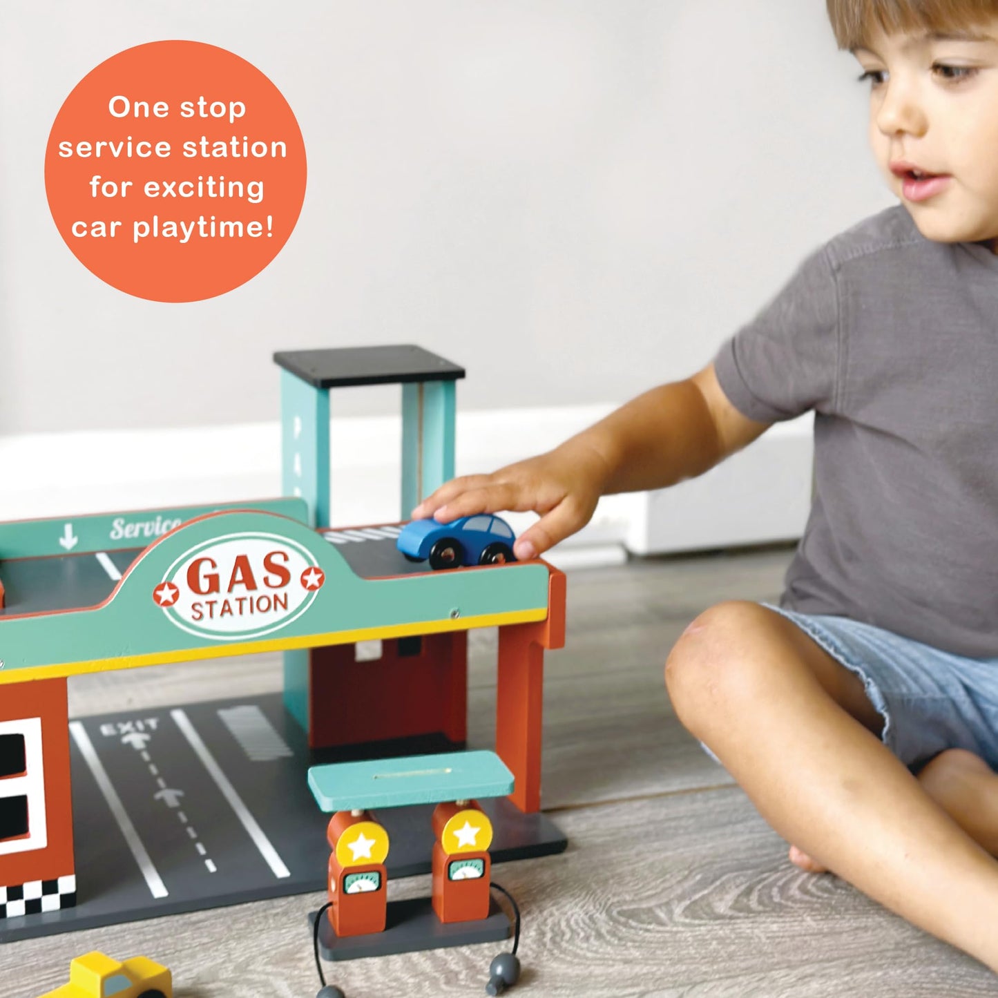 Mentari Toys Wooden Gas Station Playset – Garage with Lift, Cars, Ramp & Gas Pumps – Imaginative Role Play Toy for Kids Ages 3+