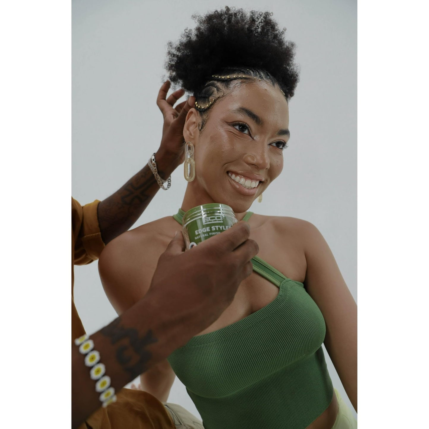 Ecoco Eco Styler Natural Finish Pomade with Olive Oil Edge Styler Strong Hold 3 oz