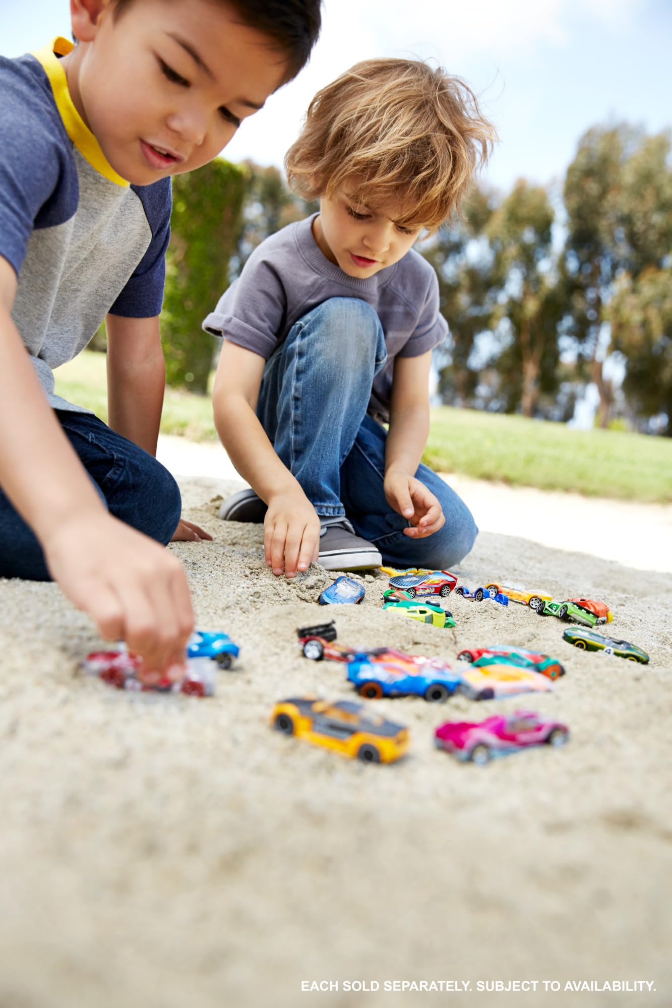 Hot Wheels, Set of 8 Basic Toy Cars & Trucks in 1:64 Scale, Includes 1 Exclusive Car, Different Mixes Released Throughout The Year, Styles May Vary