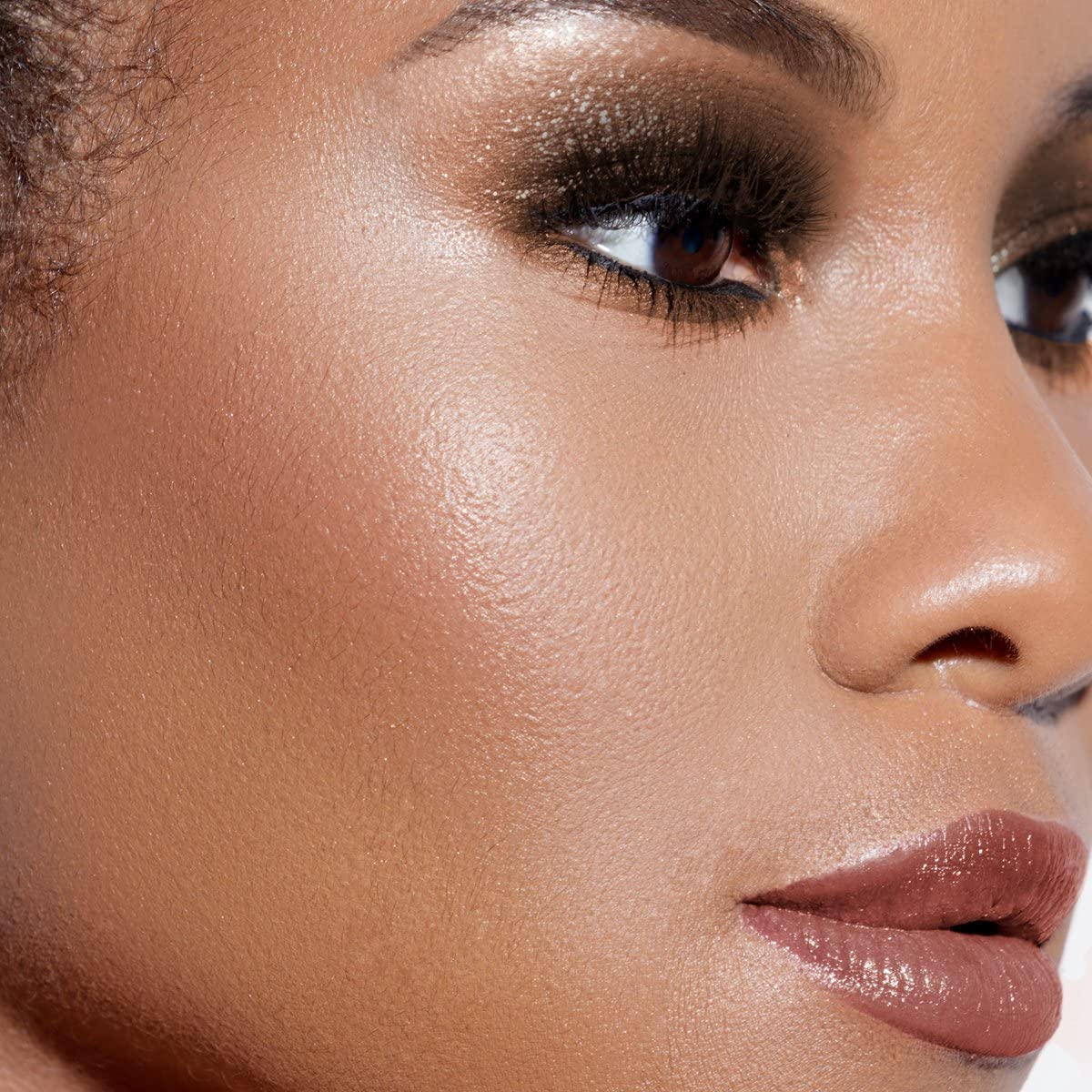 PÜR MINERALS Glow Illuminating Bronzer Skin Perfecting Powder