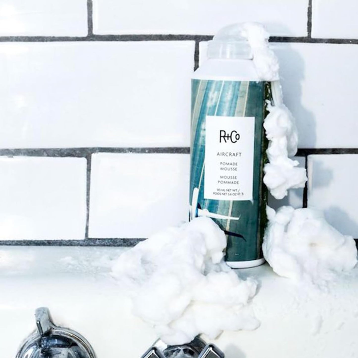 R+Co Aircraft Pomade Mousse - Lightweight Non-Sticky Styling Foam for Texture, Volume & Definition - Anti-Frizz Heat Protectant for Lived-In Hair