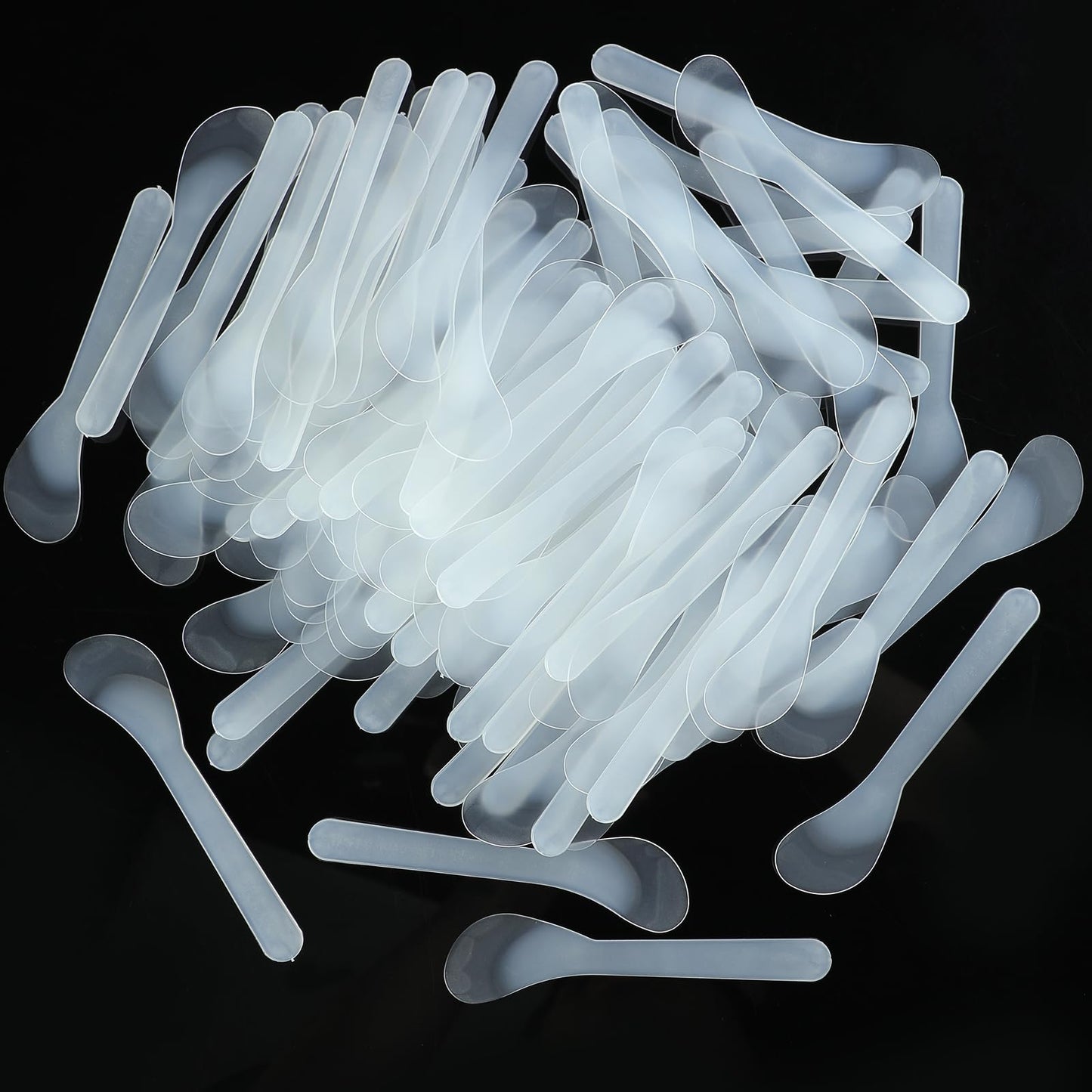 Senkary 200 Pack Large Cosmetic Spatulas 5 Inch Plastic Makeup Spatulas Disposable Facial Skincare Face Mask Applicators (Translucent)