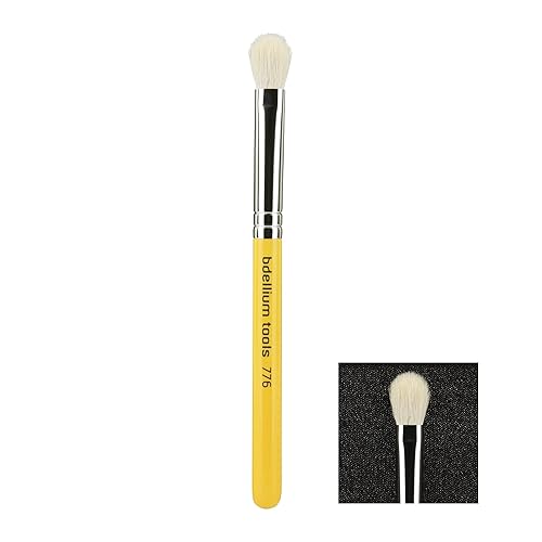 Bdellium Tools Professional Makeup Brush - Travel 776 Blending - Short Wooden Handle for Convenient Travel, For Shading and Blending Powder/Cream
