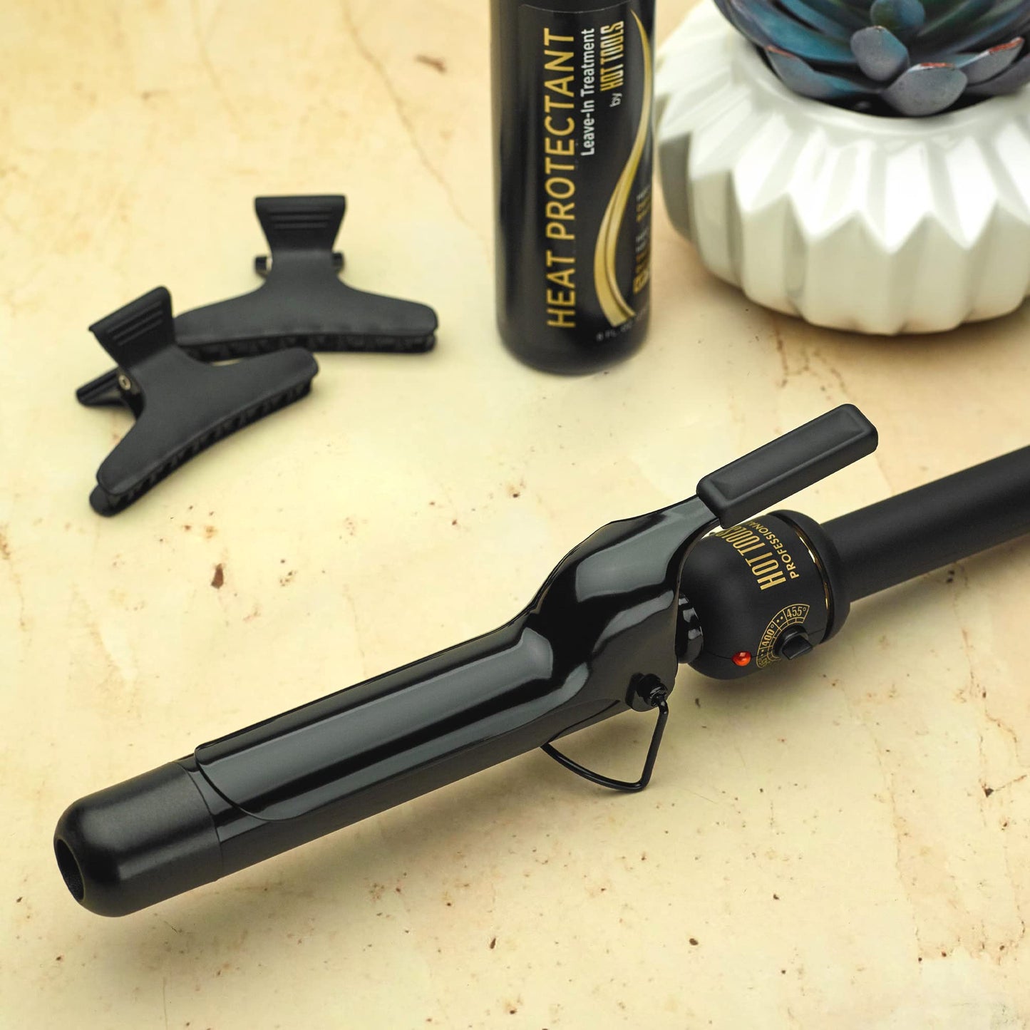 HOT TOOLS Pro Artist Black Gold Curling Iron, 1-1/4 inch