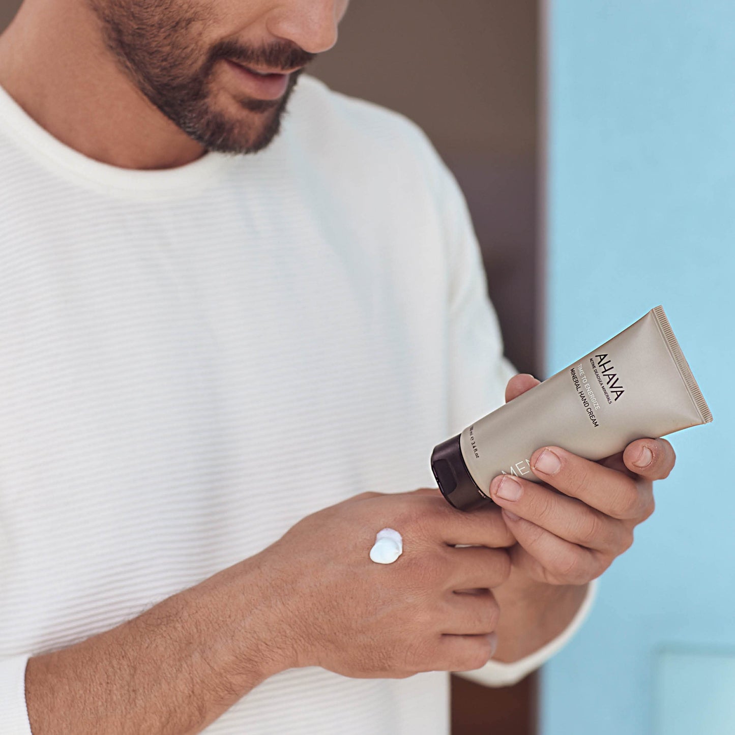 AHAVA Men's Mineral Hand Cream - Nourishing & Fast-Absorbing, Smoothes & Relieves Hands, Prevents Dryness, enriched with G-Force: Ginger Root
