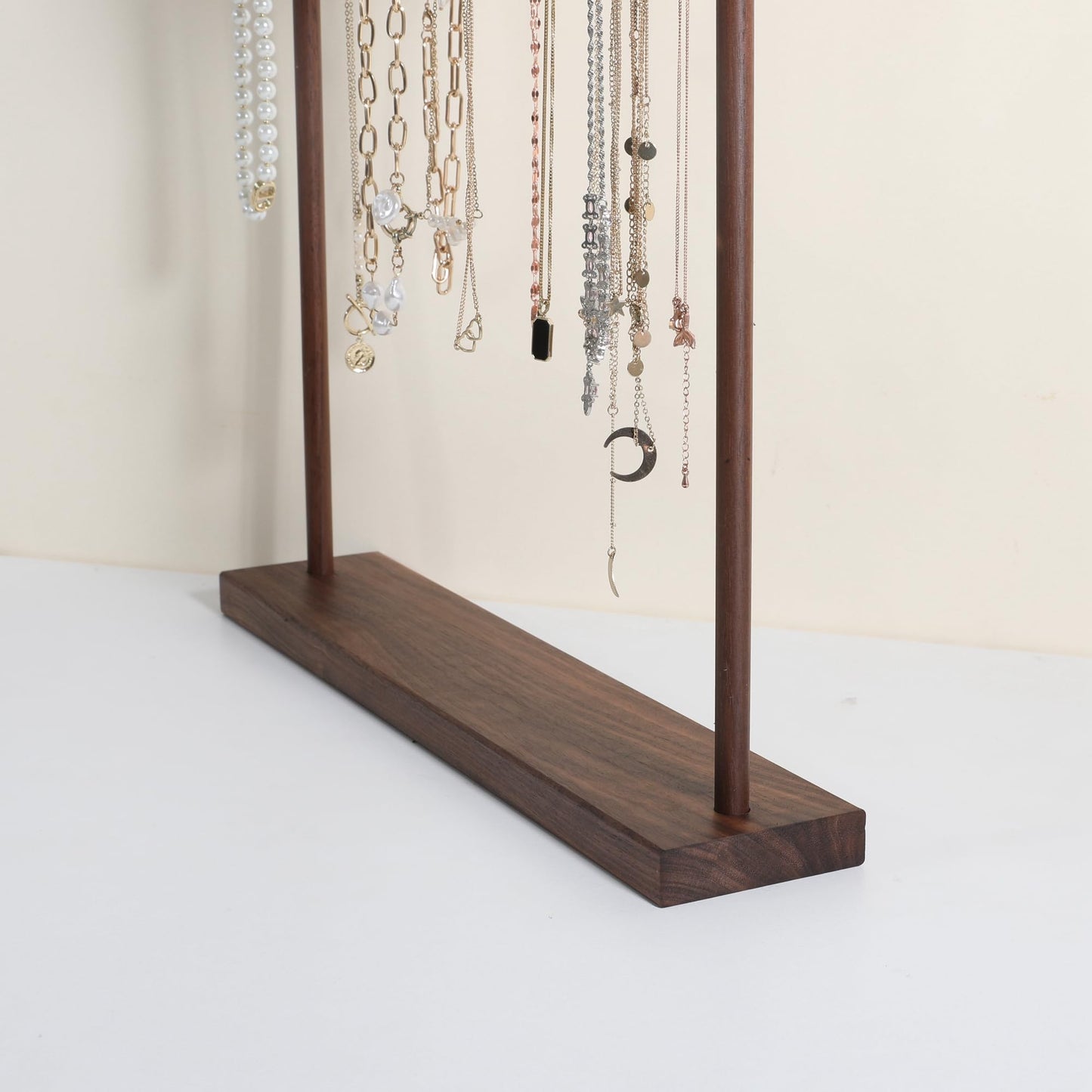 GemeShou Large necklace hanger shelf with 17 copper bars, Wooden jewelry storage organizer rack for hanger necklace bracelet, necklace display stand…