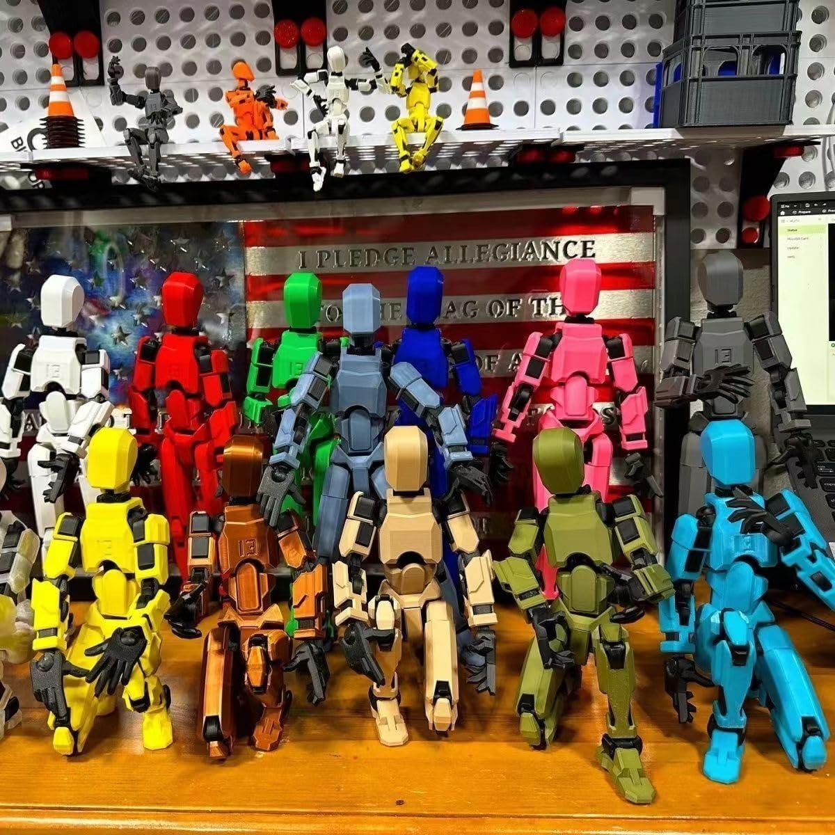 2025 Titan 13 Action Figure Set – 9pcs 3D Printed Multi-Jointed Dummy Robot & Nova Figures, Collectible Desktop Decorations