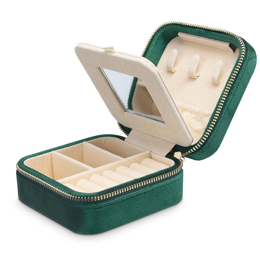 SoleGood Plush Velvet Small Jewelry Box Necklace Ring Storage Organizer Mini Jewelry case Jewelry Travel Organizer for Women Girls (Emerald Velvet)