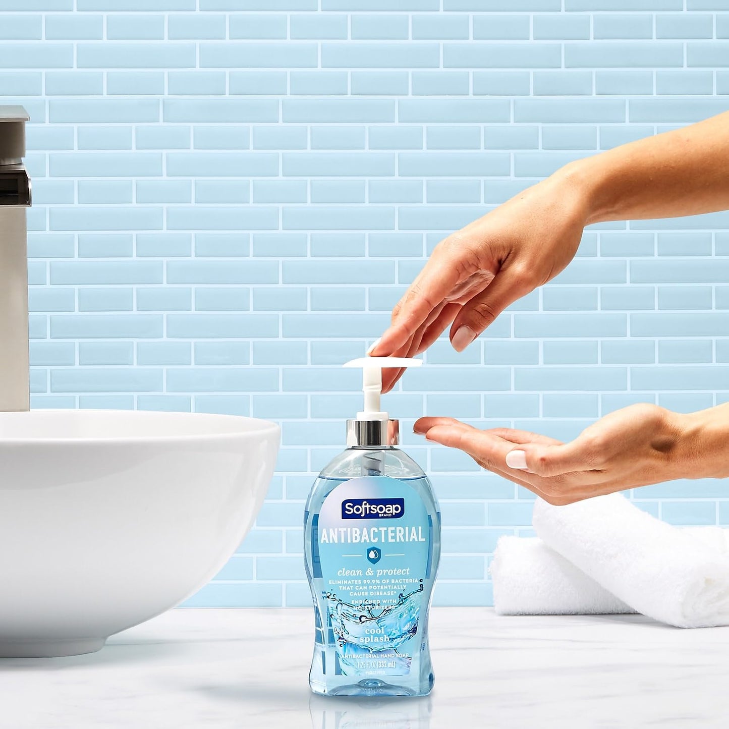 Softsoap Antibacterial Liquid Hand Soap Pump, Clean & Protect, Cool Splash - 11.25 Fl. Oz
