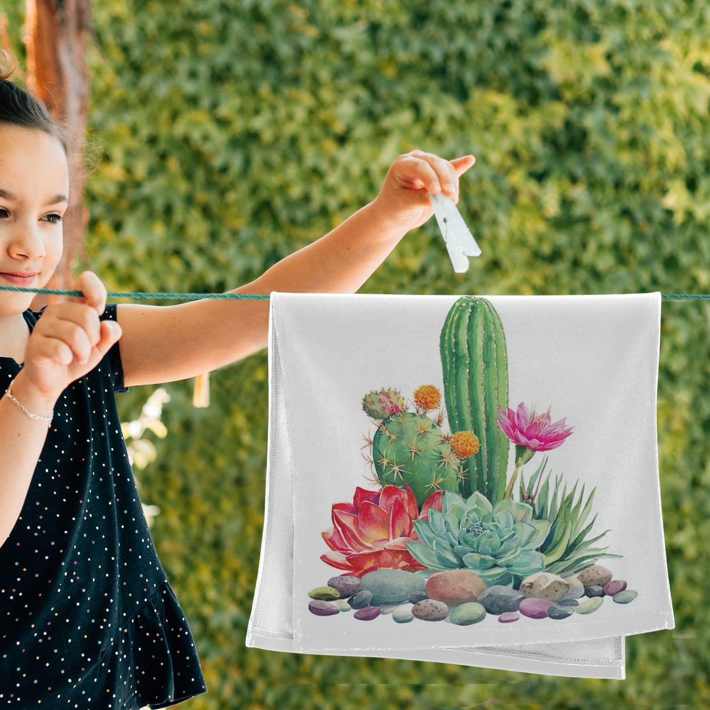 Vdsrup Succulent Cactus Hand Towels Tropical Cacti Summer Towel Set of 2 Flowers Small Bath Towels Soft Guest Face Towel Bathroom Decorations Thin…