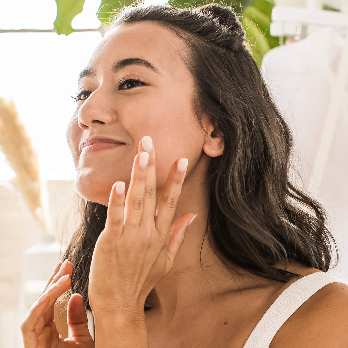 BioClarity Oil-Free Deep Hydrating Serum, 100% Vegan, Non-Toxic, Long-Lasting Hydration, With Vitamin E, Lentil & Watermelon, Lightweight Moisturizing