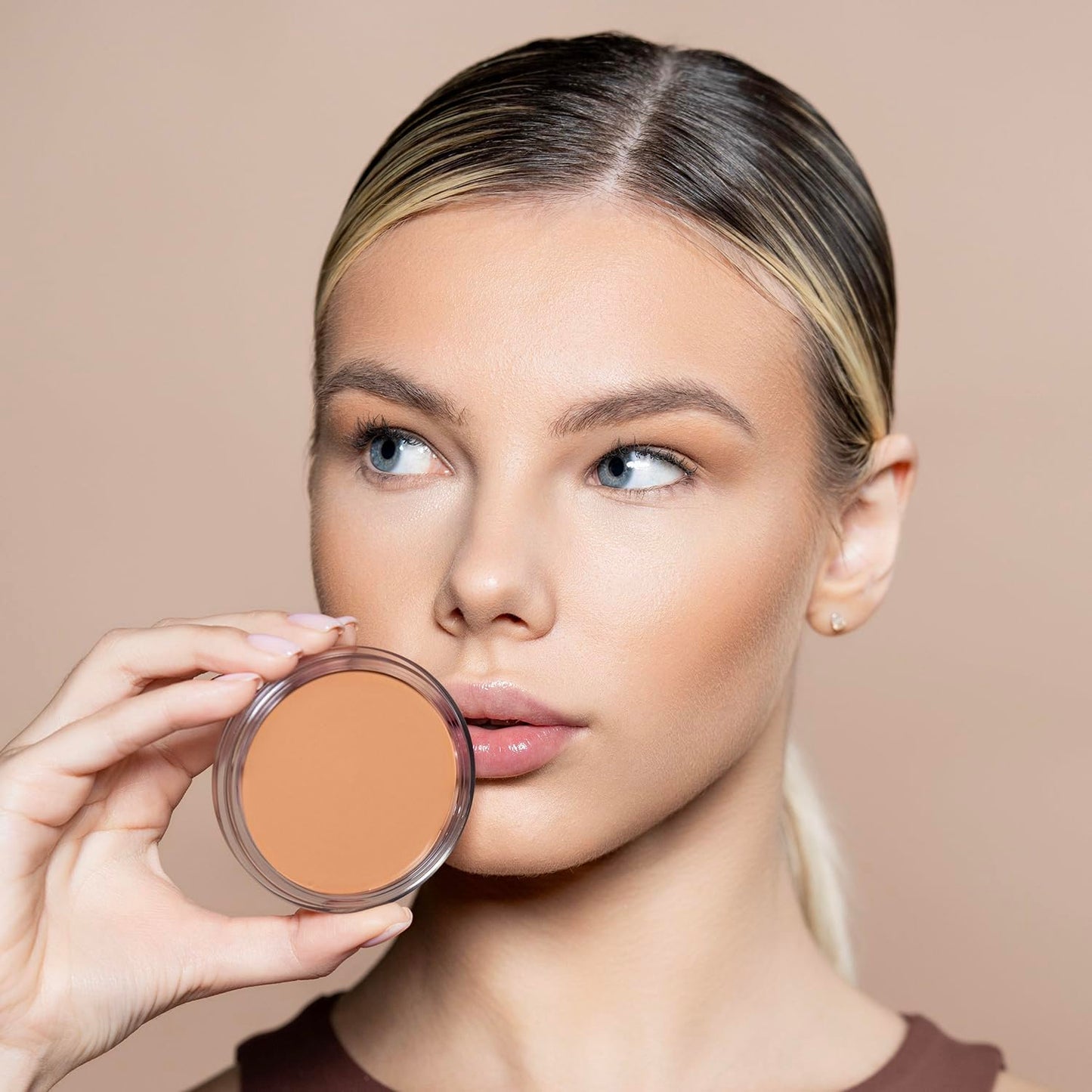 Palladio Cream Bronzer for Face & Skin, Creates a Sun Kissed Glow, Infused with Aloe & Cocoa Butter, Buildable Coverage, Vegan Formula, Cruelty Free