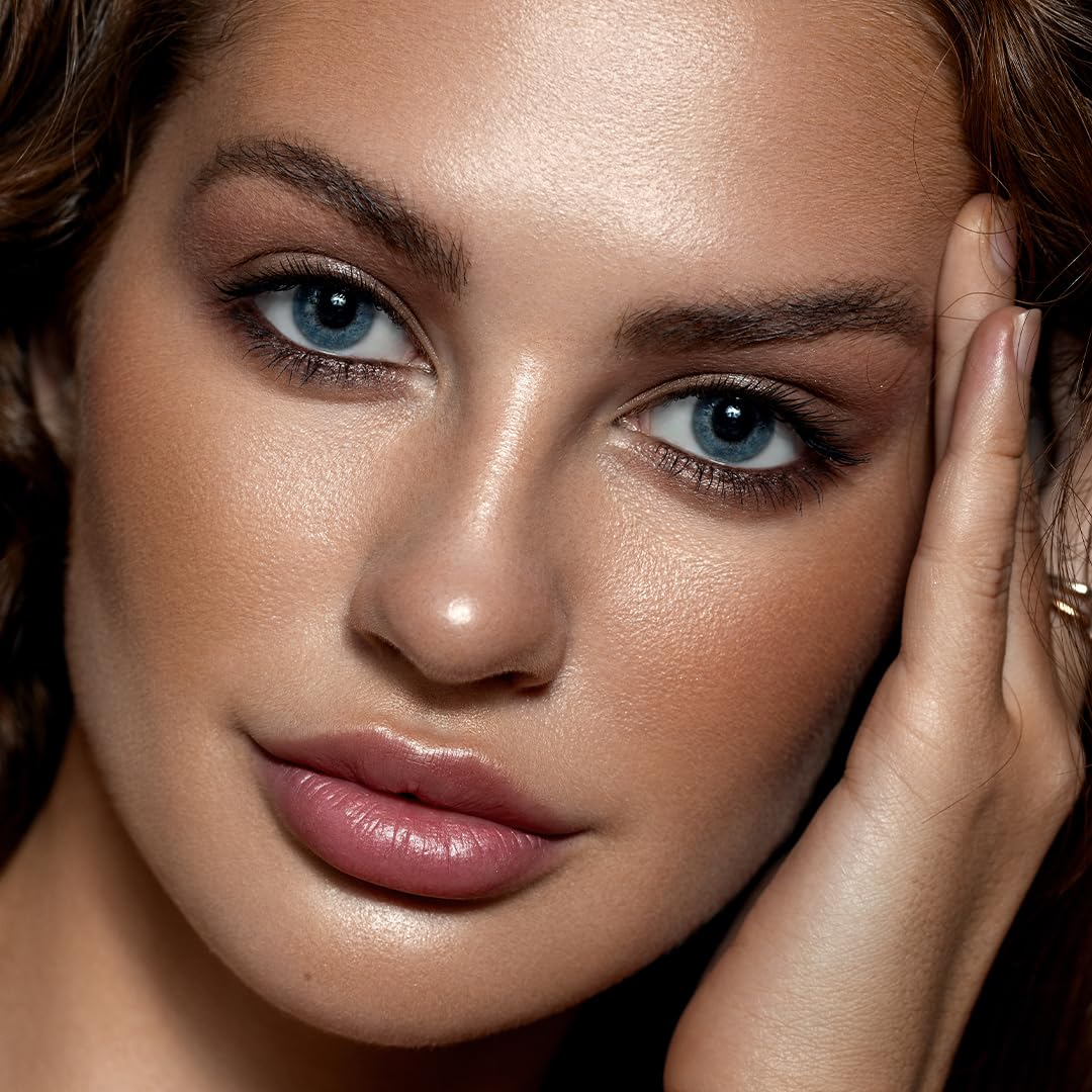L.A. GIRL Glow Envy Bouncy Bronzer for Women, Sunkissed Glow Bronzer for Makeup with Goodness of Jojoba Oil, Squalene, & Vitamin E, Long-Wearing