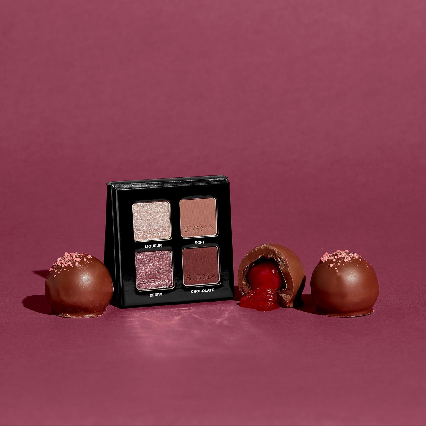 Sigma Beauty Quad Eyeshadow Palette - Makeup Eyeshadow Quad with a Buttery Soft Formula and Buildable, Blendable Shades for a Flawless Eye Look…