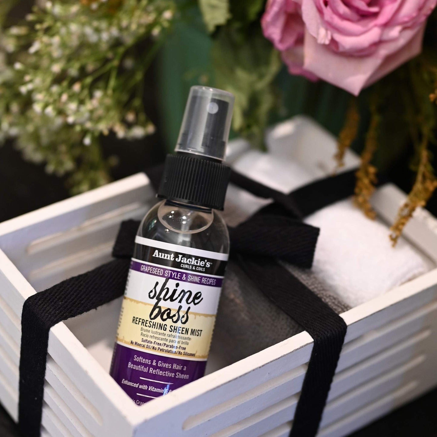 Aunt Jackie's Grapeseed Style and Shine Recipes Shine Boss Refreshing Sheen Hair Mist, Gives Curls, Waves and Coils Shine Without Oily Feel, 4 oz