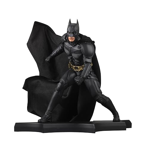 McFarlane Toys - DC Direct Batman (The Dark Knight) (DC Movie Statues) 1:6 Scale Resin Statue