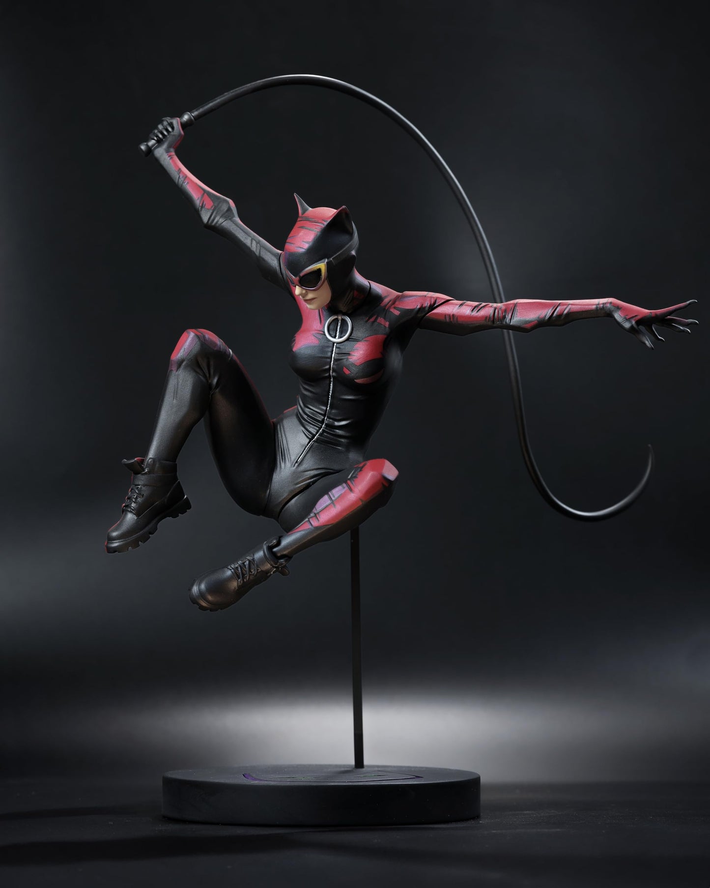 McFarlane Toys - DC Direct Catwoman by Jock (DC Designer Series) 1:6 Scale Resin Statue