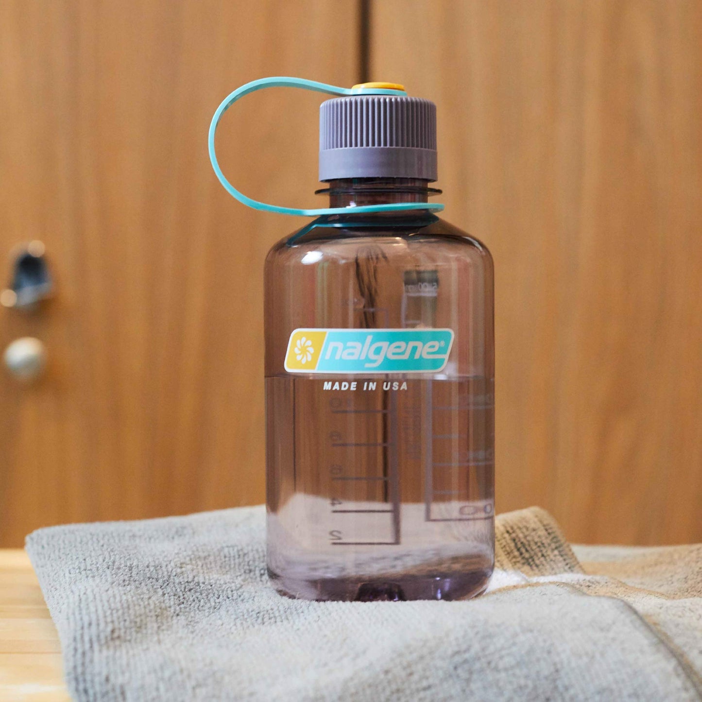 Nalgene Tritan Narrow Mouth BPA-Free Water Bottle, Sufer, 32 oz