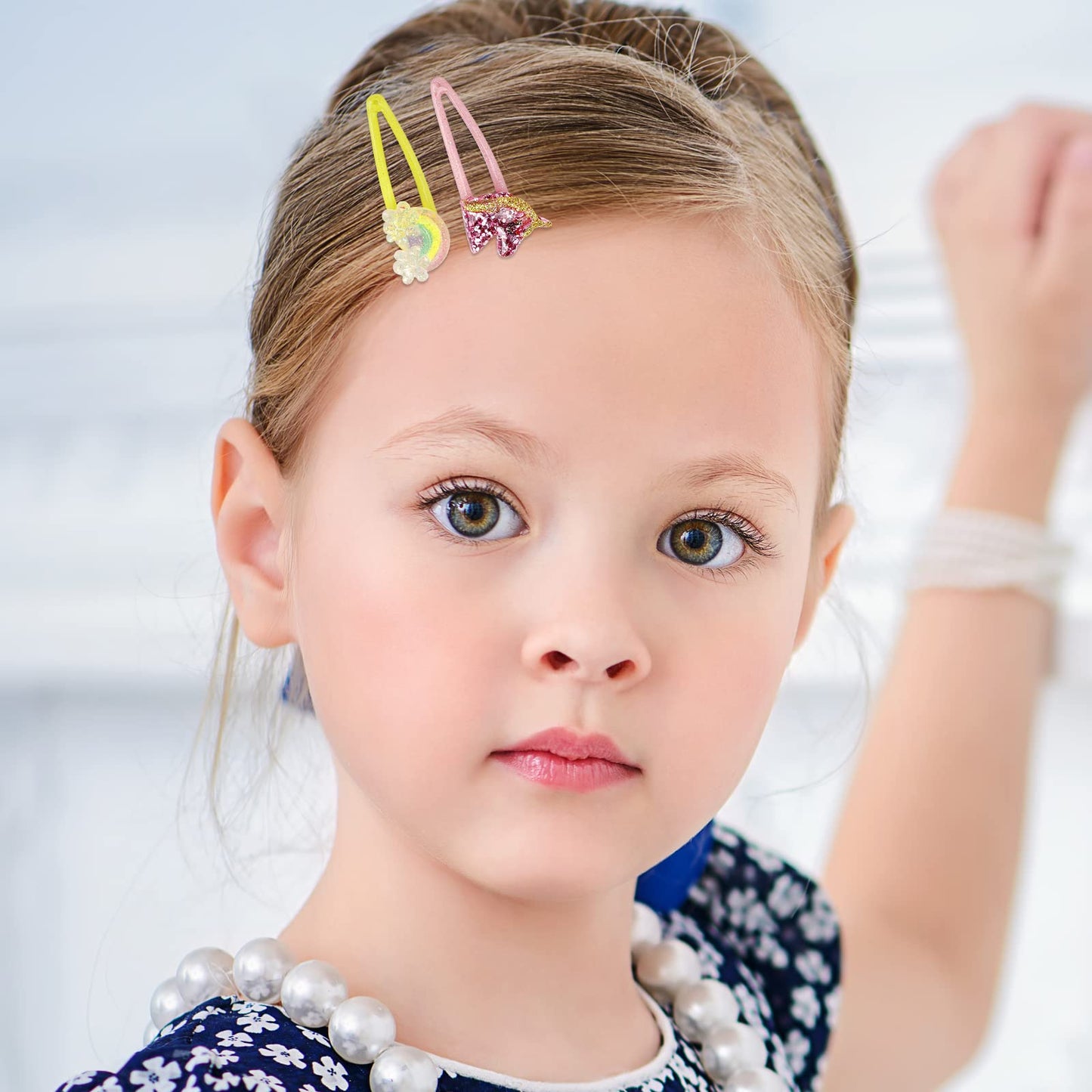 Wingchold 16Pcs Girls Unicorn, Butterfly, Flower, Rabbit Hair Clips - Sparkly Rainbow Hair Accessories for Toddlers, Kids, Hair Clips for Party