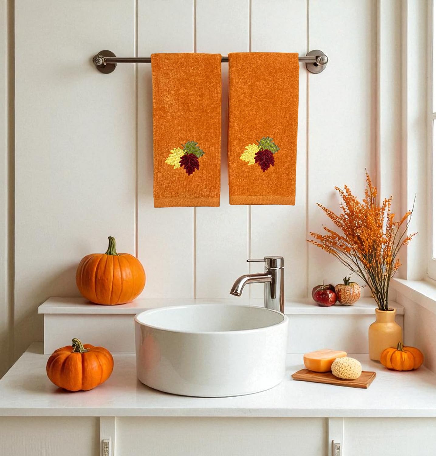 Serafina Home Decor Farmhouse Fall Hand Towels: Terracotta Rust Cotton Towels with Autumn Leaves of Burgundy Green and Yellow Hand Towel, 2 Piece Set