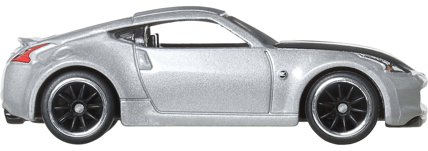 Hot Wheels Cars, Premium Fast & Furious 1:64 Scale Die-Cast Car for Collectors Inspired by Fast & Furious Movie Franchise