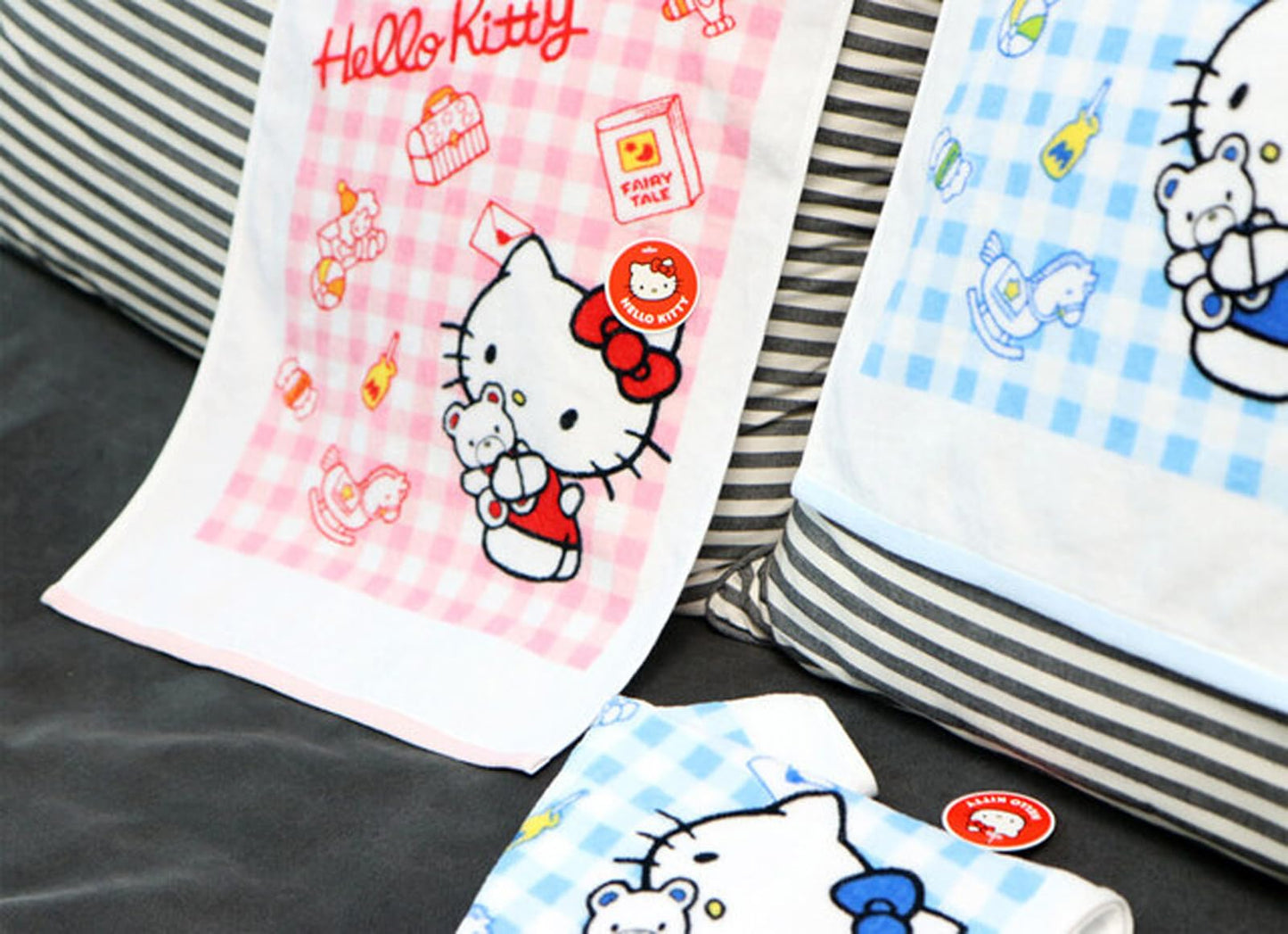 priming water Towel Set 2 pcs 31.5X15.7IN 100% Cotton for Animal Hellokitty Bath towls, Friends Character Bath Shower Pink Blue (angel1+1, Lovely1+1…