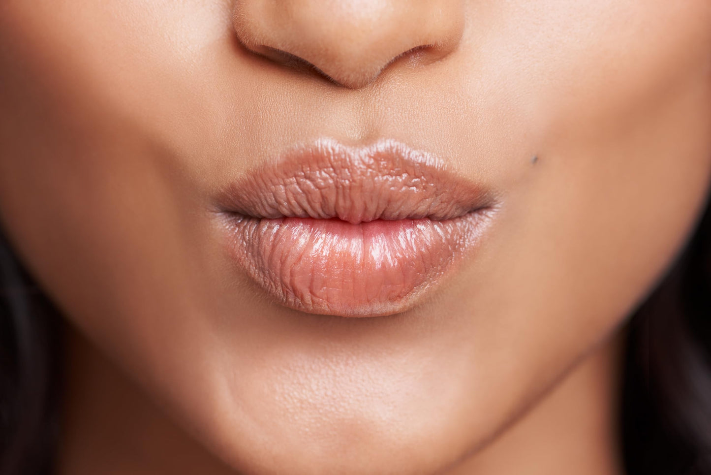 M-61 Hydraboost Lip Treatment - Hydrating and smoothing vegan lip treatment with a power-packed peptide, vitamin B5 & aloe.
