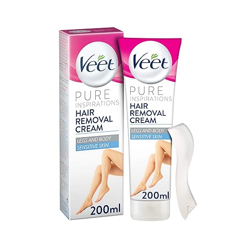 Veet Hair Removal Cream Sensitive Skin with Aloe Vera & Vitamin E (200ml)