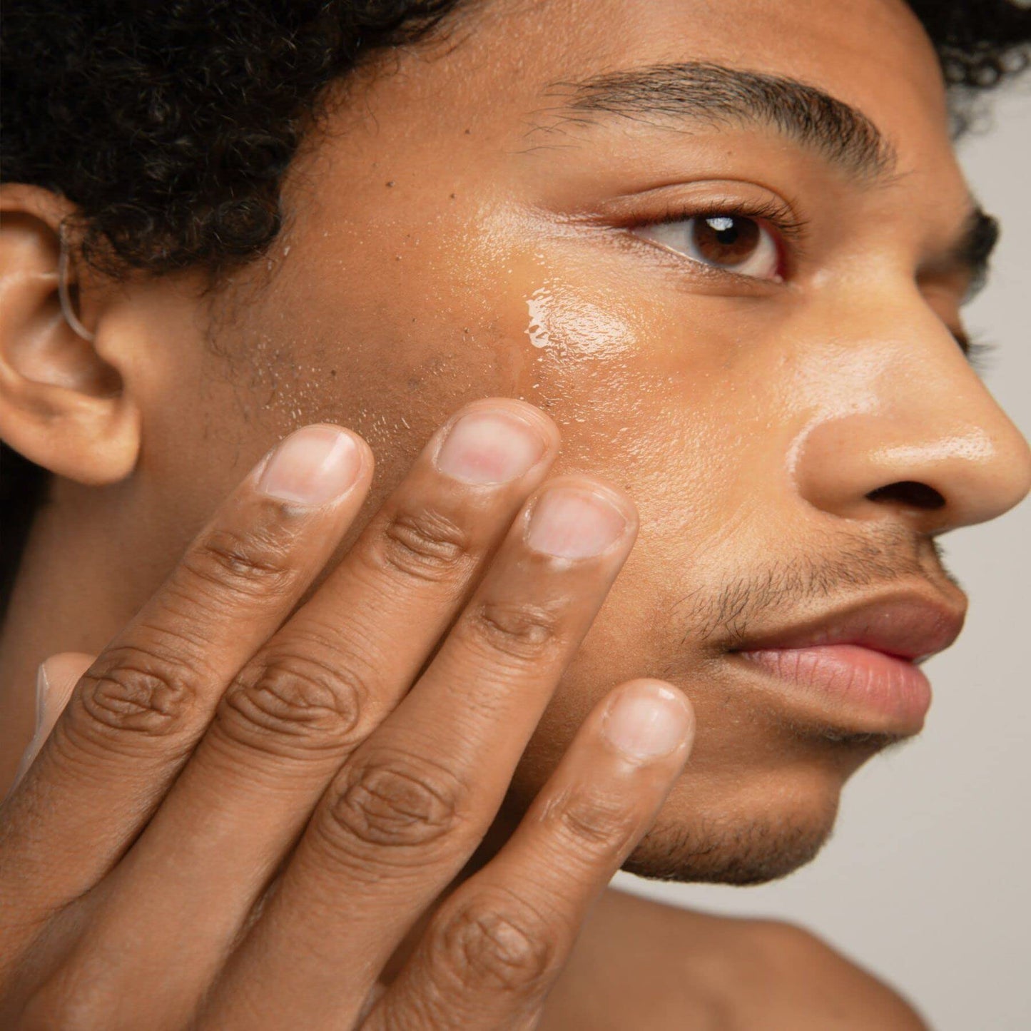 Found Active Restoring Face Serum with Bakuchiol Retinol Alternative, Refines the Look of Uneven Texture, Rich Antioxidants Improve the Appearance