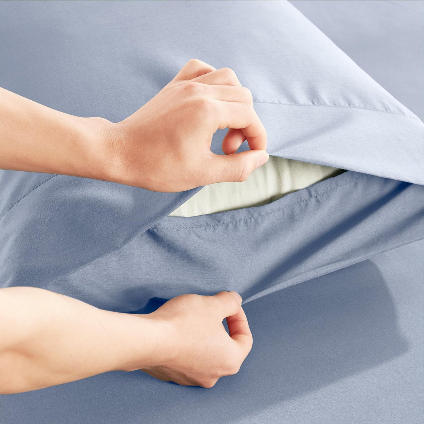 Hearth & Harbor 4 Piece Full Size Bed Sheets Set - 60% Microfiber, 40% Rayon Derived from Bamboo Sheets Full Size Set - Full Size Sheets Set Fits Up