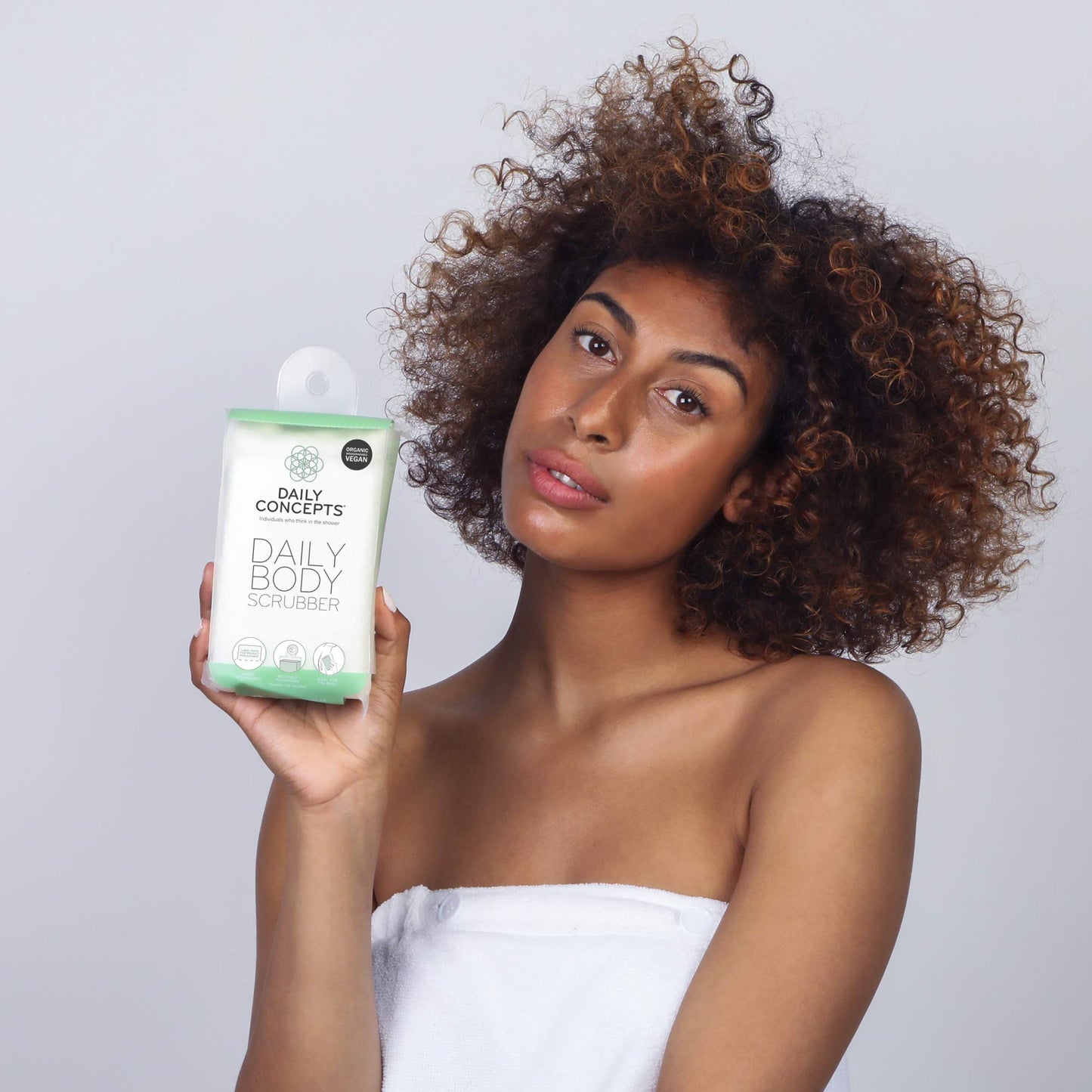 DAILY CONCEPTS Daily Body Scrubber, Soy-Based And Organic Cotton. For The Whole Body. The Bath Sponge Deeply Cleanses The Skin And Creates A Rich