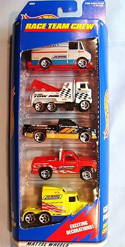 HOT WHEELS GIFT PACK RACE TEAM CREW EXCITING DECORATIONS