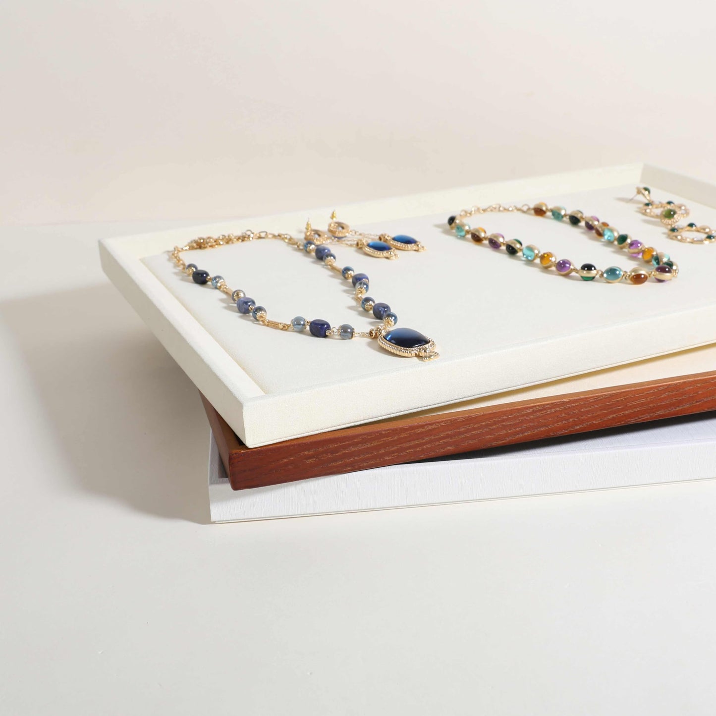 GemeShou Gemehou Square velvet Jewerly display tray, Nightstand Jewelry Organizer plate, Stackable Empty Jewelry showcase tray for Necklace Bracelet…