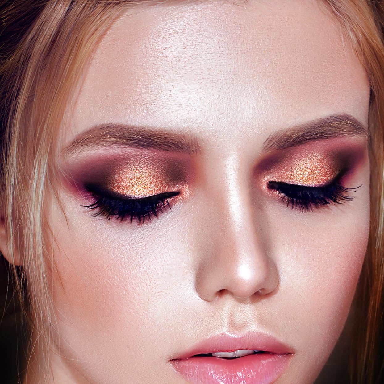 Sistar Glo Glitter Eyeshadow Ultra Glitter Rich Shine Stunning Application Day or Night Hydrating Finish (Bright Bronze)