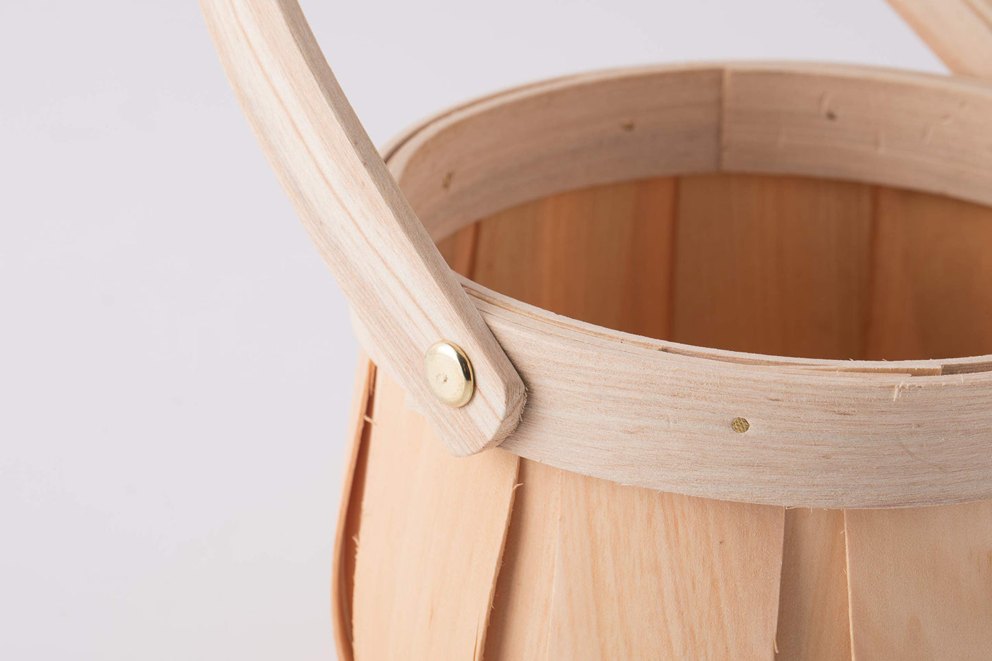 Vintiquewise Small Round Natural Woodchip Wooden Decorative Storage Basket with Handle